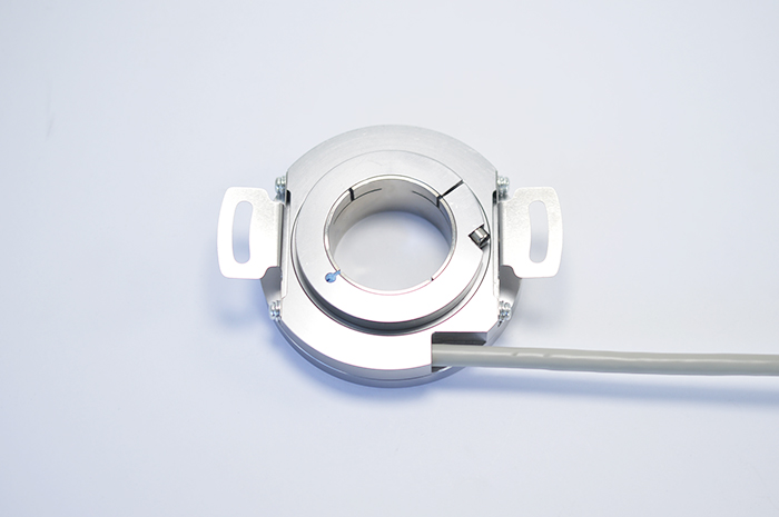 product-K66 Hollow Shaft encoder with 30mm through hole shaft Incremental encoder Max 10000 pulse-H-1